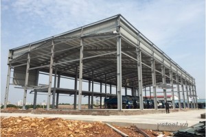 Pre-engineered steel building in the North